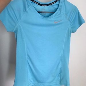 Nike T-shirt